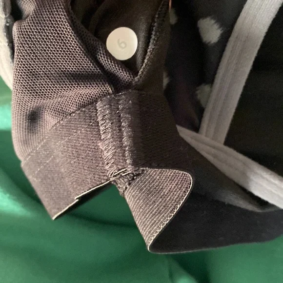 Lululemon top - Picture 4 of 4